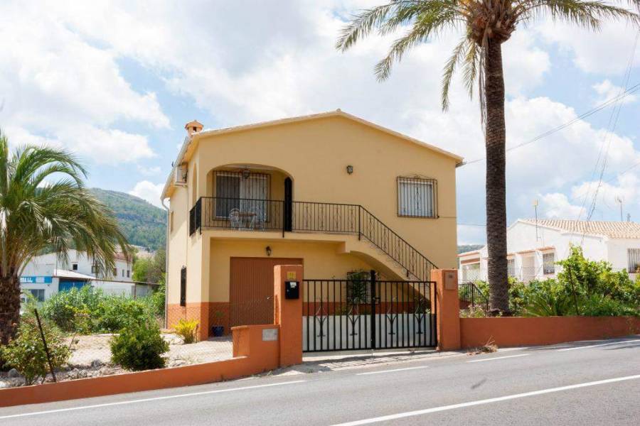 Orba,Alicante,España,4 Bedrooms Bedrooms,2 BathroomsBathrooms,Chalets,29801