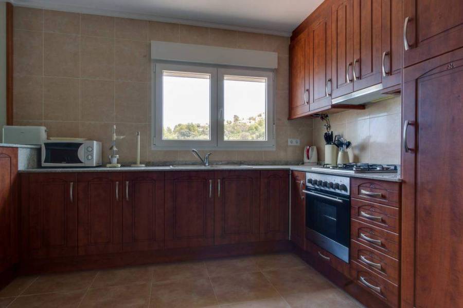 Orba,Alicante,España,4 Bedrooms Bedrooms,2 BathroomsBathrooms,Chalets,29801
