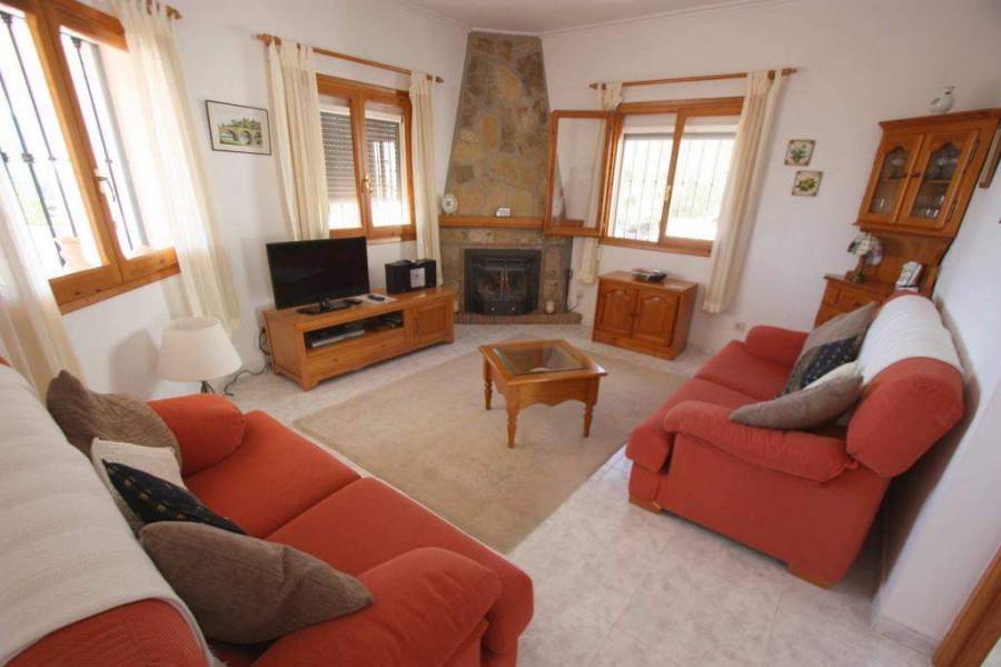 Tormos,Alicante,España,4 Bedrooms Bedrooms,3 BathroomsBathrooms,Chalets,29815