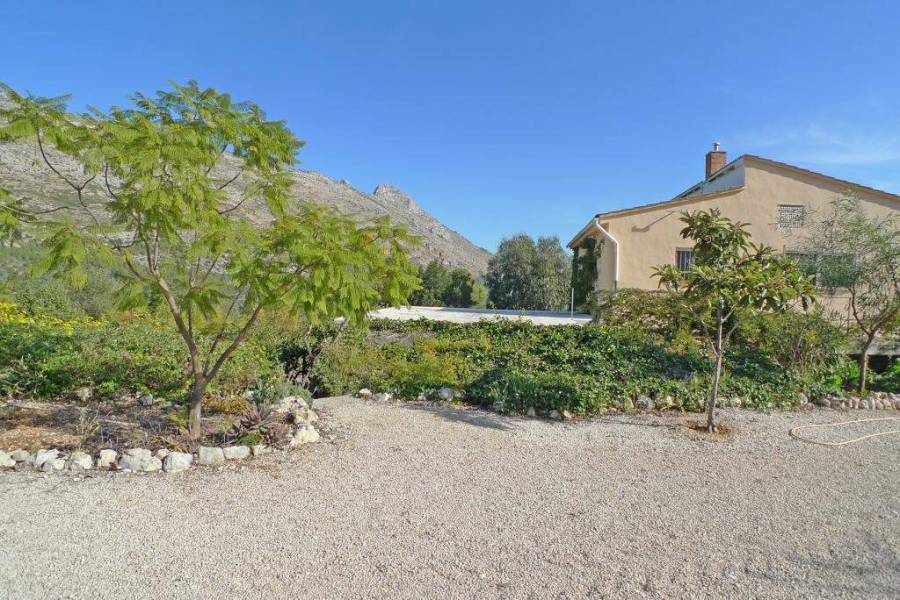 Benichembla,Alicante,España,2 Bedrooms Bedrooms,2 BathroomsBathrooms,Chalets,29820