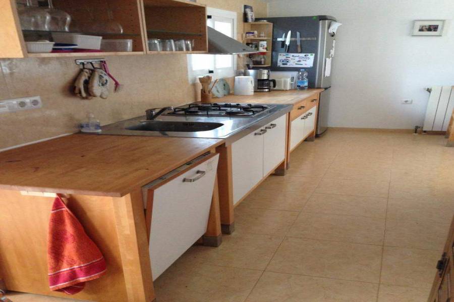Parcent,Alicante,España,4 Bedrooms Bedrooms,3 BathroomsBathrooms,Chalets,29823