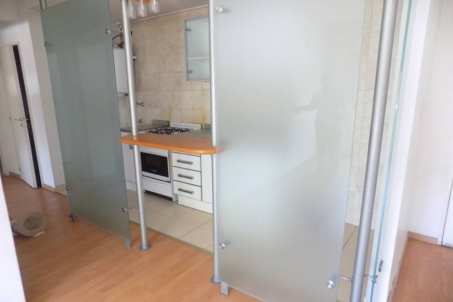 Ciudad Autónoma de Buenos Aires,Capital Federal,2 Habitaciones Habitaciones,1 BañoBaños,Departamentos,Av.San Pedrito ,2,1261