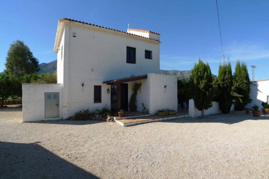 Alcalalí,Alicante,España,3 Bedrooms Bedrooms,2 BathroomsBathrooms,Chalets,29869