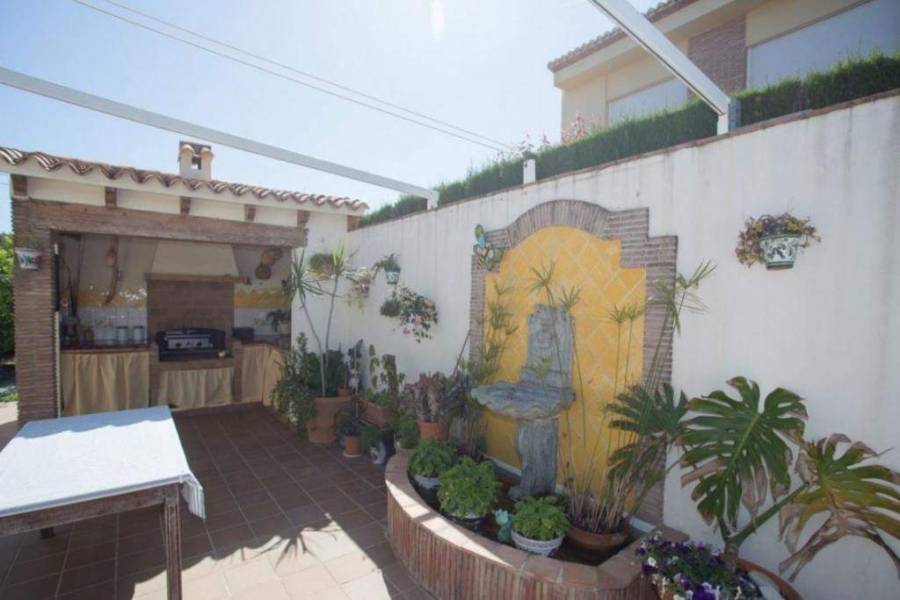 Dénia,Alicante,España,3 Bedrooms Bedrooms,5 BathroomsBathrooms,Chalets,29888