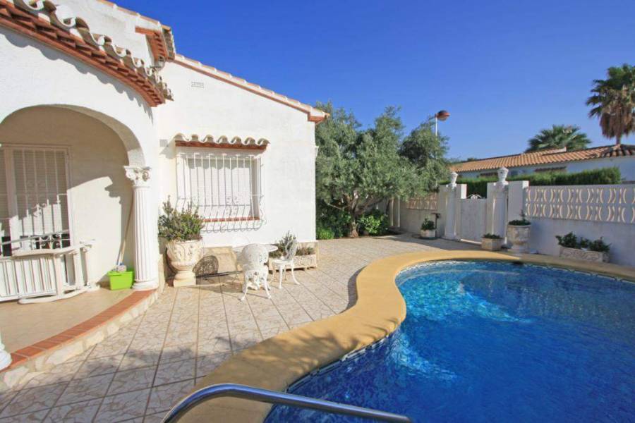 Els Poblets,Alicante,España,3 Bedrooms Bedrooms,2 BathroomsBathrooms,Chalets,29907
