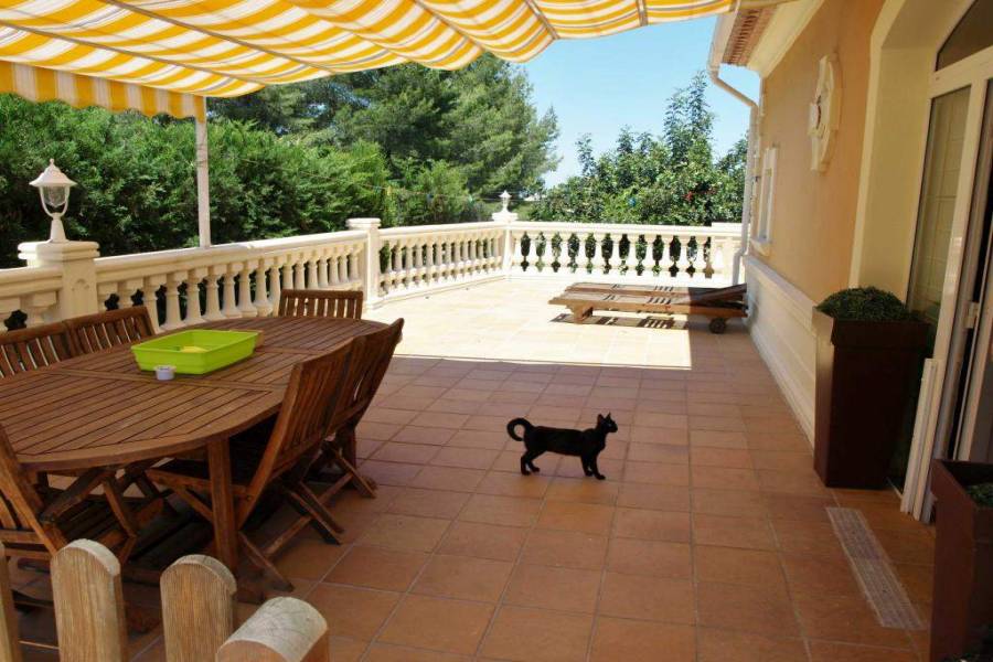 Dénia,Alicante,España,5 Bedrooms Bedrooms,3 BathroomsBathrooms,Chalets,29937