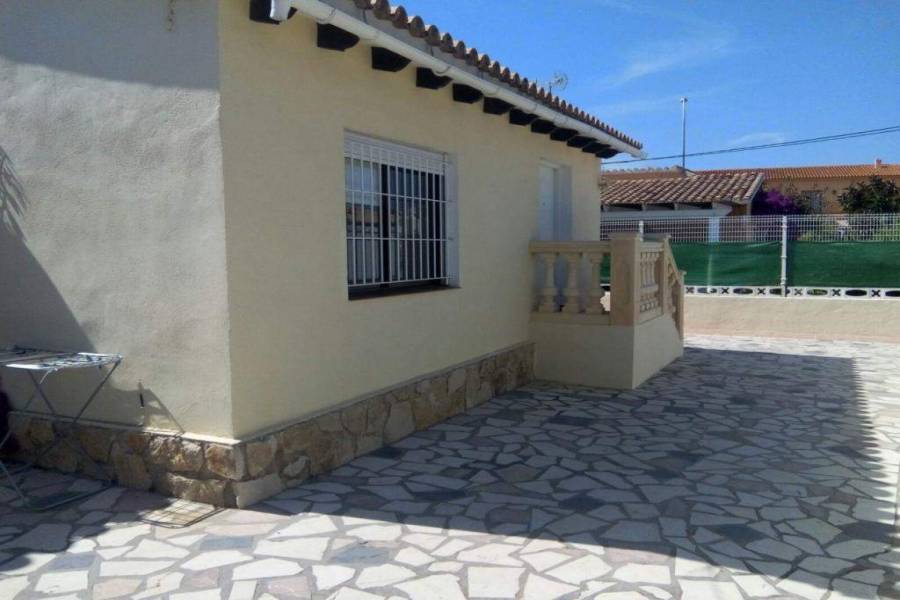 Dénia,Alicante,España,3 Bedrooms Bedrooms,1 BañoBathrooms,Chalets,29943