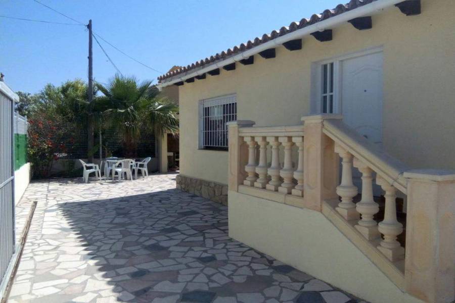 Dénia,Alicante,España,3 Bedrooms Bedrooms,1 BañoBathrooms,Chalets,29943