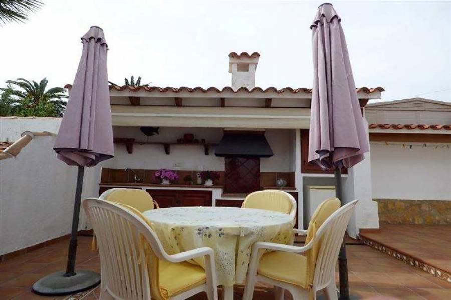 Dénia,Alicante,España,3 Bedrooms Bedrooms,2 BathroomsBathrooms,Chalets,30049