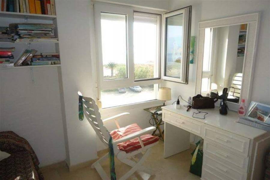 Dénia,Alicante,España,3 Bedrooms Bedrooms,2 BathroomsBathrooms,Apartamentos,30071