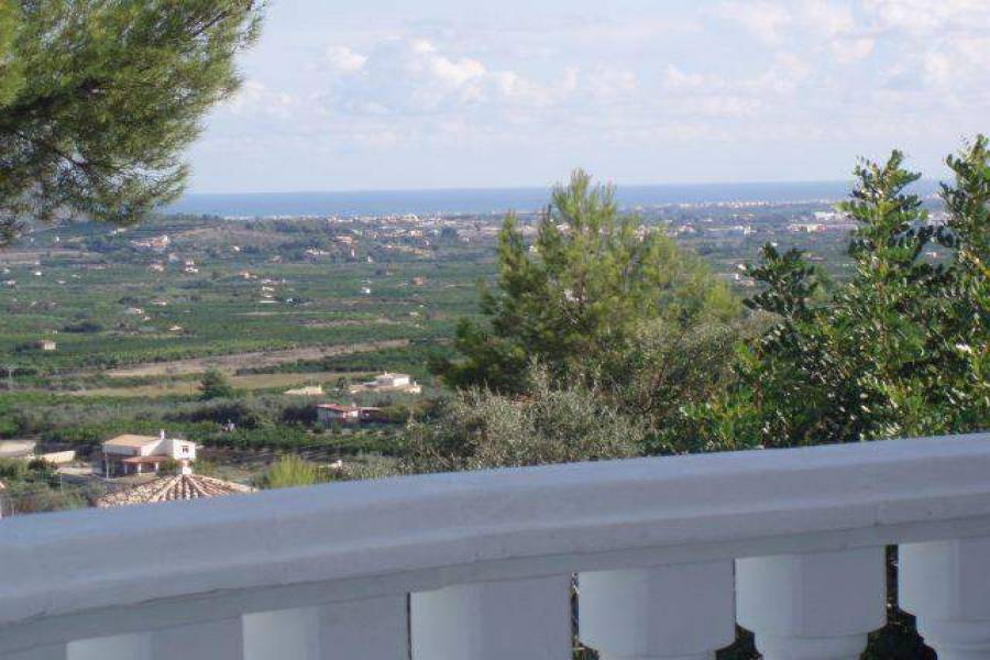 Orba,Alicante,España,3 Bedrooms Bedrooms,2 BathroomsBathrooms,Chalets,30075