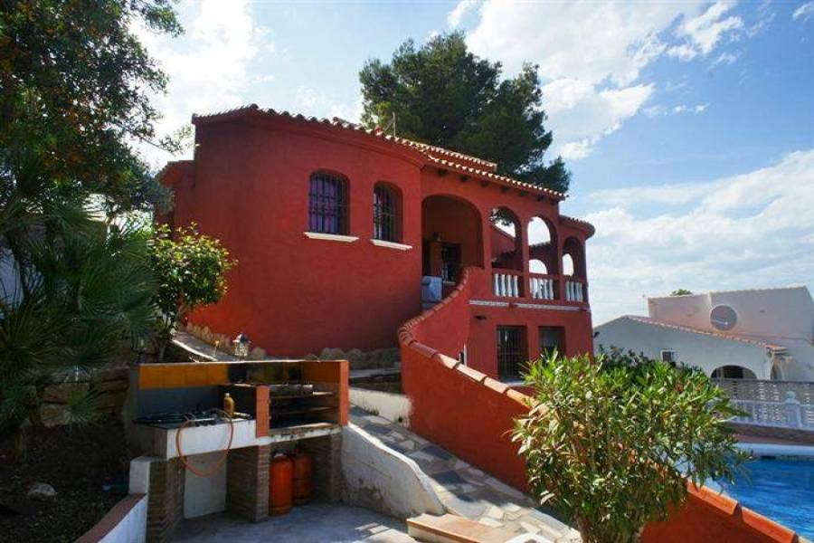 Dénia,Alicante,España,4 Bedrooms Bedrooms,3 BathroomsBathrooms,Chalets,30087