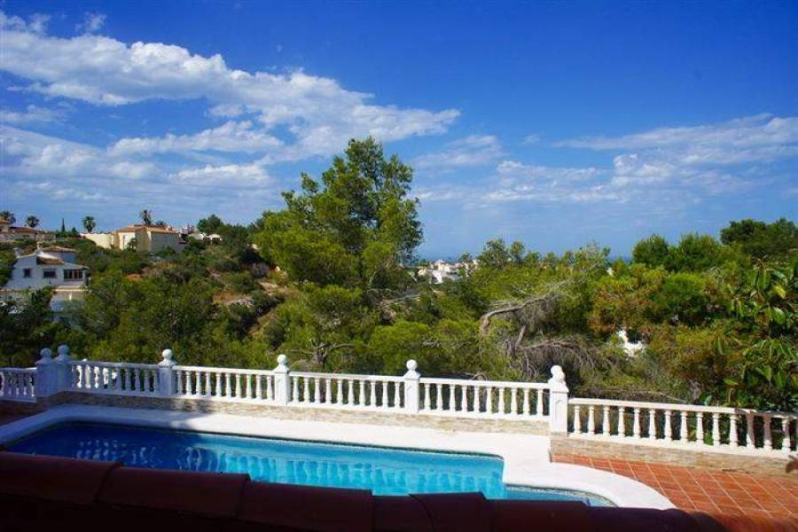 Dénia,Alicante,España,4 Bedrooms Bedrooms,3 BathroomsBathrooms,Chalets,30087