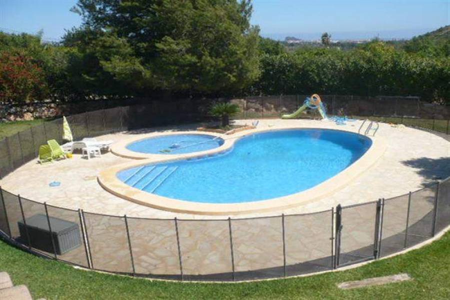 Dénia,Alicante,España,4 Bedrooms Bedrooms,3 BathroomsBathrooms,Chalets,30094