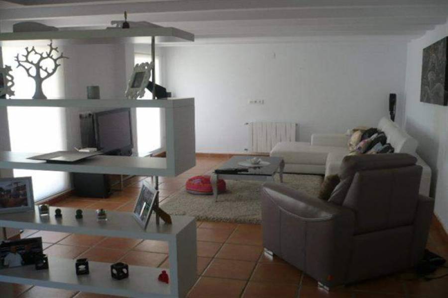 Dénia,Alicante,España,4 Bedrooms Bedrooms,3 BathroomsBathrooms,Chalets,30094