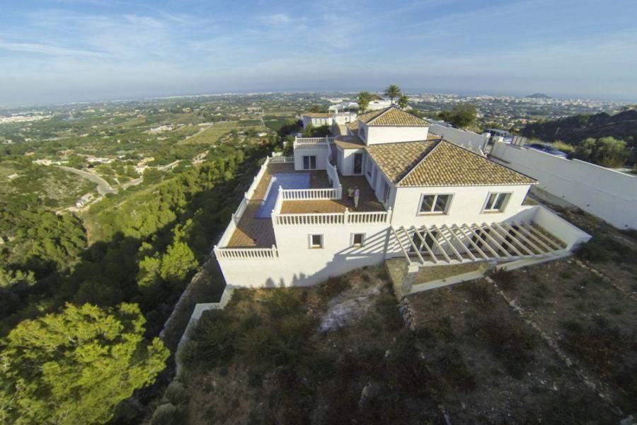 Dénia,Alicante,España,6 Bedrooms Bedrooms,4 BathroomsBathrooms,Chalets,30119