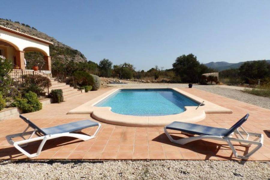Murla,Alicante,España,3 Bedrooms Bedrooms,2 BathroomsBathrooms,Chalets,30131