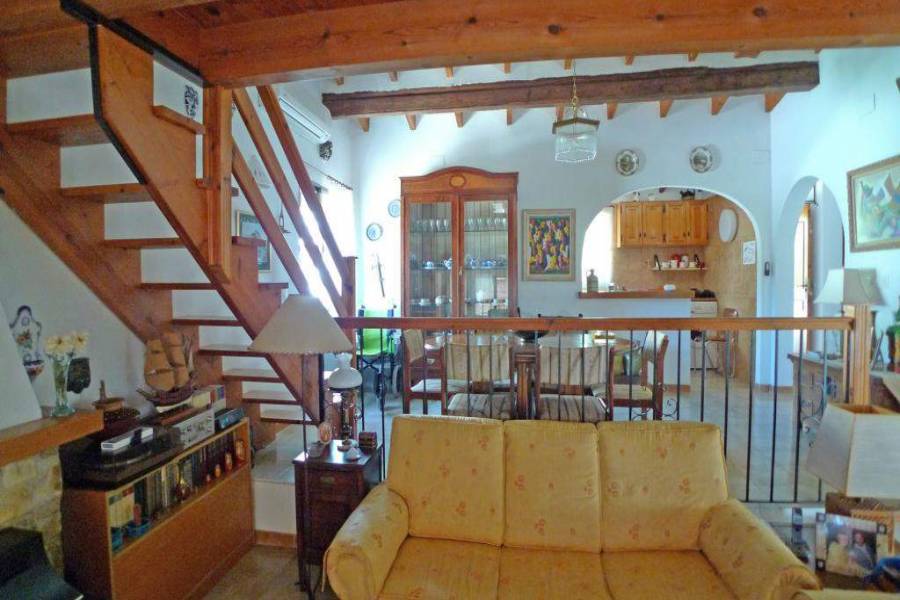 Alcalalí,Alicante,España,3 Bedrooms Bedrooms,2 BathroomsBathrooms,Chalets,30166