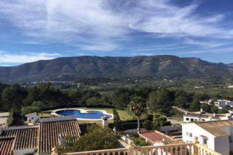 Murla,Alicante,España,4 Bedrooms Bedrooms,3 BathroomsBathrooms,Chalets,30167