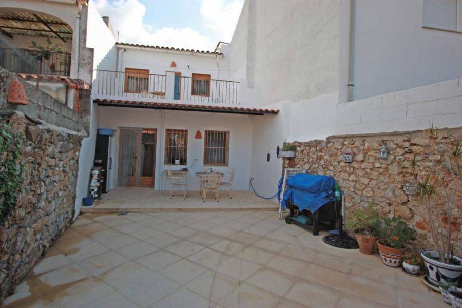 Orba,Alicante,España,3 Bedrooms Bedrooms,2 BathroomsBathrooms,Casas,30168