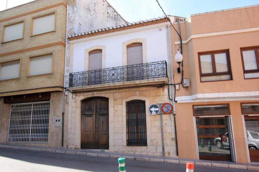 Pedreguer,Alicante,España,6 Bedrooms Bedrooms,2 BathroomsBathrooms,Casas,30169
