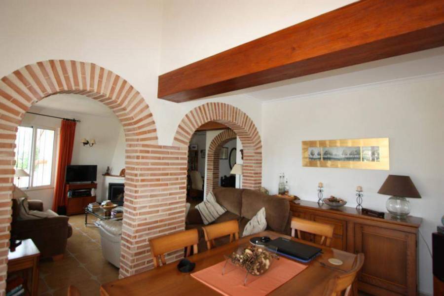 Benidoleig,Alicante,España,3 Bedrooms Bedrooms,2 BathroomsBathrooms,Chalets,30171