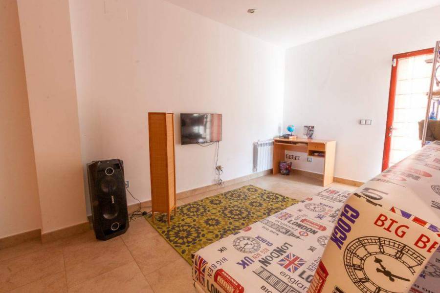 Orba,Alicante,España,3 Bedrooms Bedrooms,3 BathroomsBathrooms,Chalets,30190