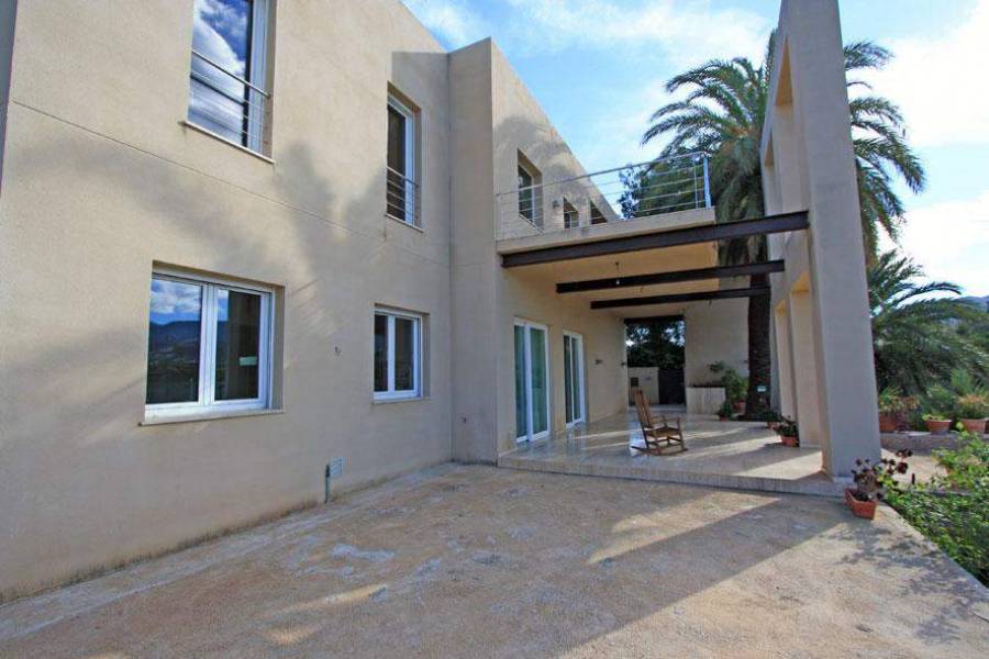 Pedreguer,Alicante,España,5 Bedrooms Bedrooms,4 BathroomsBathrooms,Chalets,30205