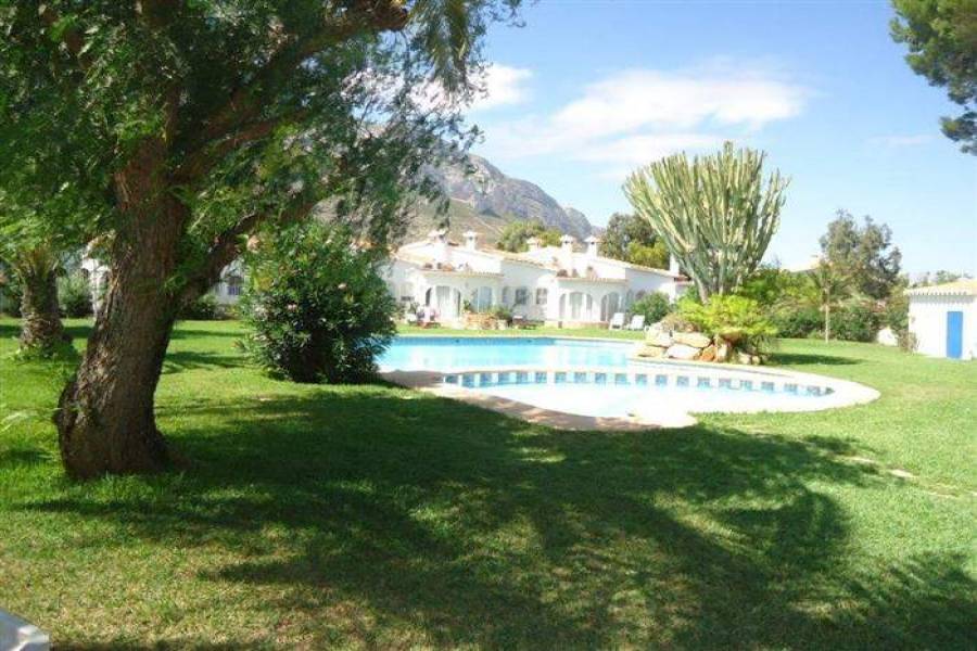 Dénia,Alicante,España,4 Bedrooms Bedrooms,2 BathroomsBathrooms,Apartamentos,30229