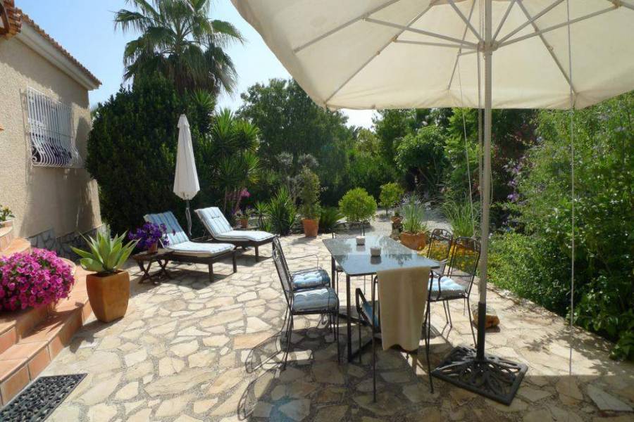 Jalon-Xalo,Alicante,España,2 Bedrooms Bedrooms,2 BathroomsBathrooms,Chalets,30249