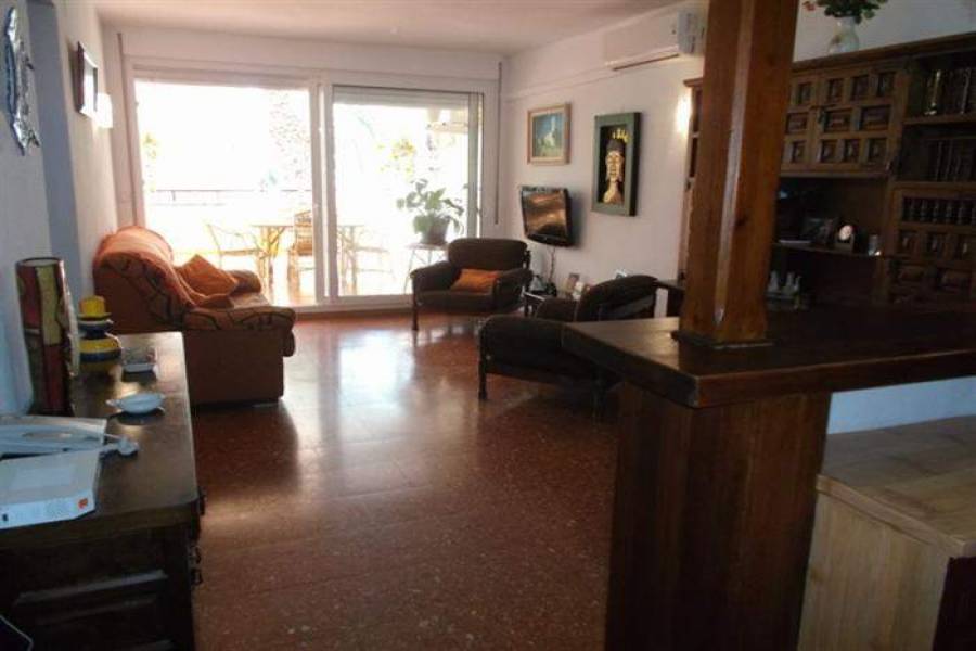 Dénia,Alicante,España,3 Bedrooms Bedrooms,2 BathroomsBathrooms,Apartamentos,30250