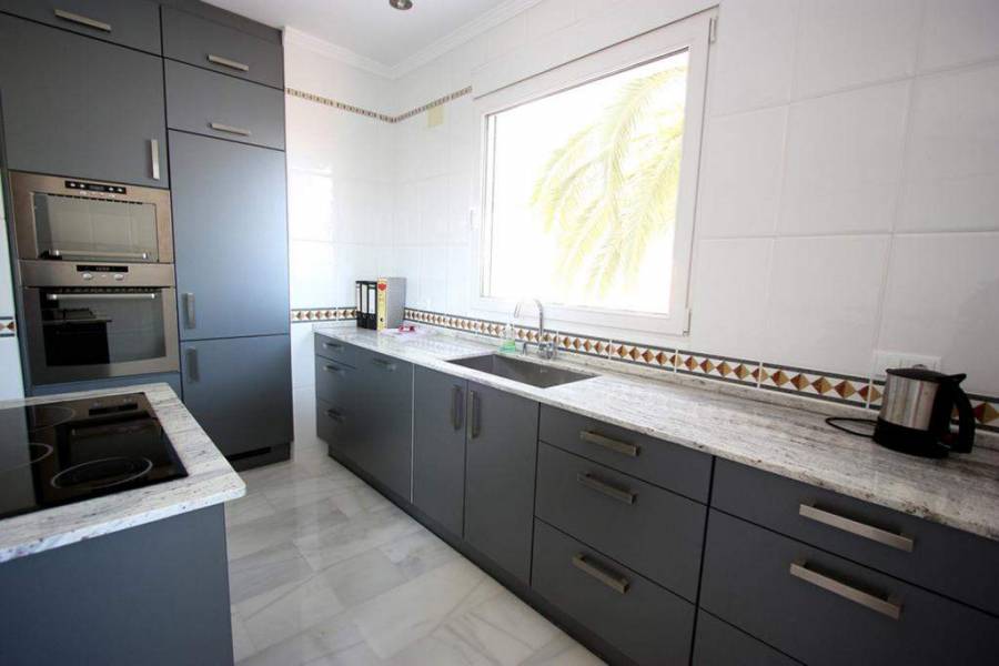 Calpe,Alicante,España,3 Bedrooms Bedrooms,4 BathroomsBathrooms,Chalets,30265