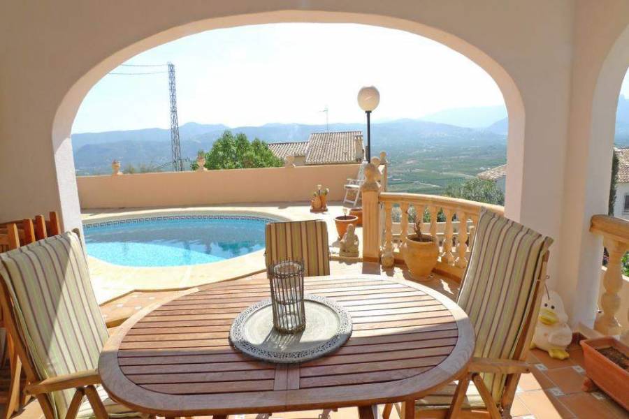 Sanet y Negrals,Alicante,España,5 Bedrooms Bedrooms,3 BathroomsBathrooms,Chalets,30277
