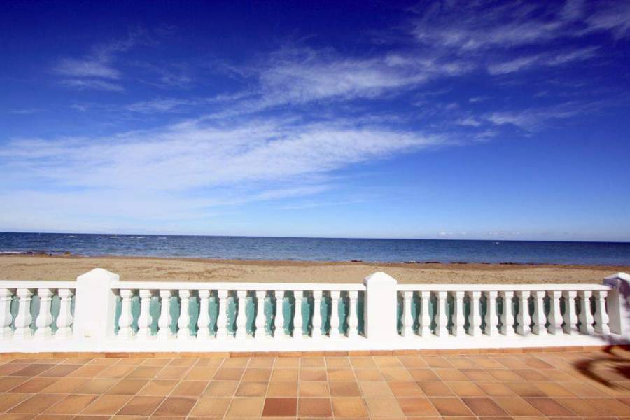 Dénia,Alicante,España,10 Bedrooms Bedrooms,5 BathroomsBathrooms,Chalets,30313
