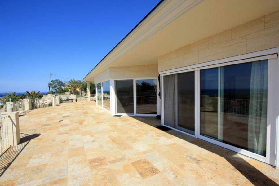 Dénia,Alicante,España,4 Bedrooms Bedrooms,4 BathroomsBathrooms,Chalets,30361