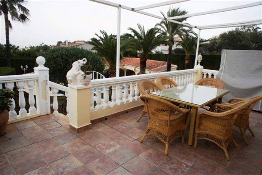 Dénia,Alicante,España,5 Bedrooms Bedrooms,4 BathroomsBathrooms,Chalets,30395