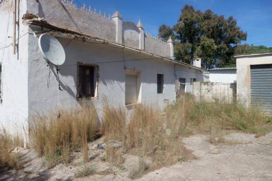Dénia,Alicante,España,6 Bedrooms Bedrooms,2 BathroomsBathrooms,Chalets,30483