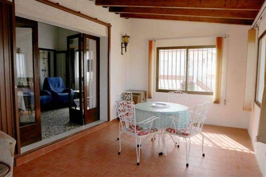 Dénia,Alicante,España,3 Bedrooms Bedrooms,4 BathroomsBathrooms,Chalets,30487