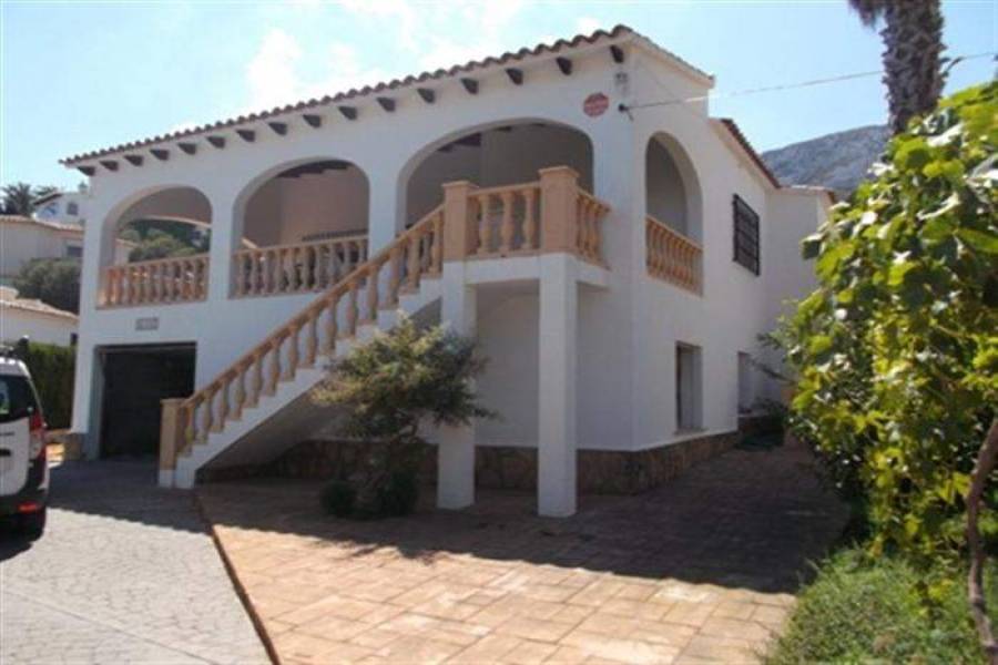 Dénia,Alicante,España,3 Bedrooms Bedrooms,3 BathroomsBathrooms,Chalets,30552
