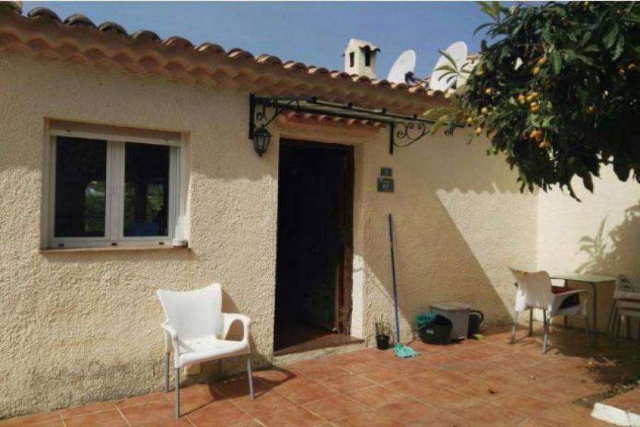 Dénia,Alicante,España,4 Bedrooms Bedrooms,2 BathroomsBathrooms,Chalets,30559