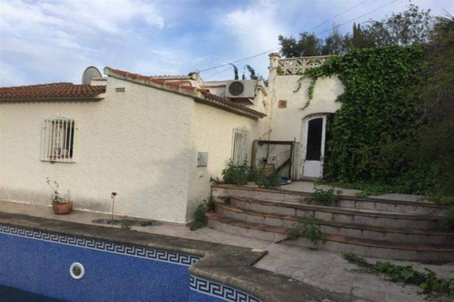 Pedreguer,Alicante,España,2 Bedrooms Bedrooms,1 BañoBathrooms,Chalets,30576