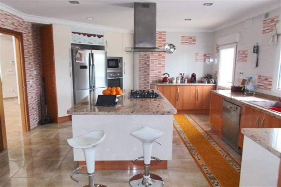 Pedreguer,Alicante,España,5 Bedrooms Bedrooms,5 BathroomsBathrooms,Chalets,30595