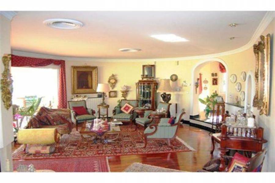 Dénia,Alicante,España,5 Bedrooms Bedrooms,4 BathroomsBathrooms,Chalets,30603