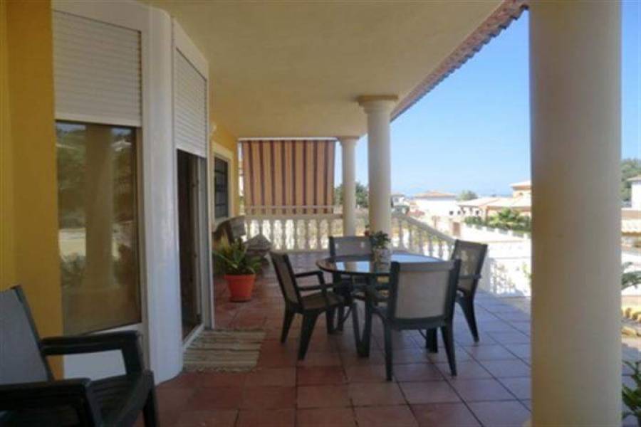 Dénia,Alicante,España,3 Bedrooms Bedrooms,4 BathroomsBathrooms,Chalets,30636