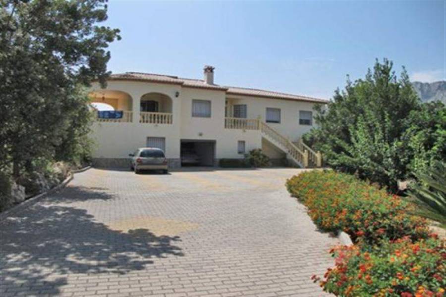Beniarbeig,Alicante,España,4 Bedrooms Bedrooms,4 BathroomsBathrooms,Chalets,30671