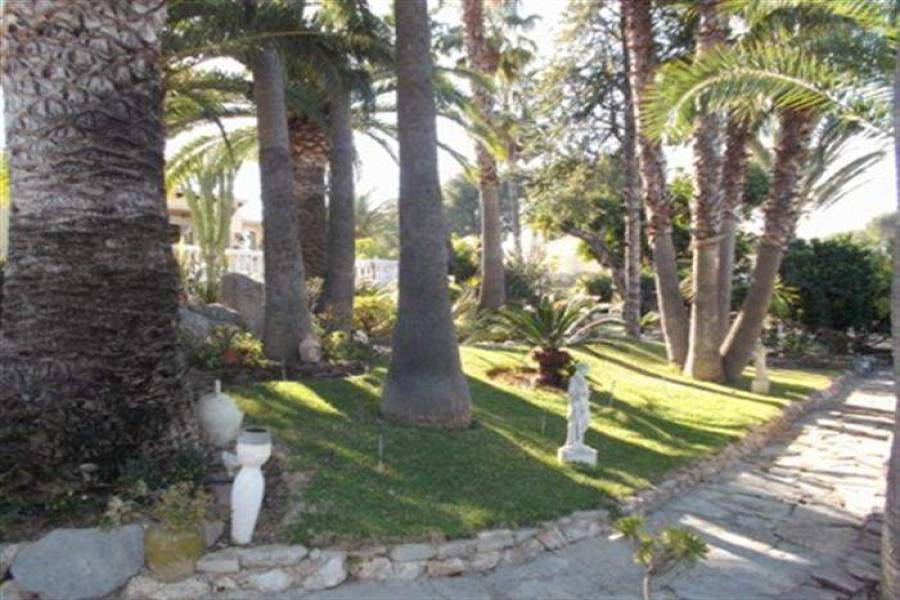 Dénia,Alicante,España,3 Bedrooms Bedrooms,2 BathroomsBathrooms,Chalets,30705