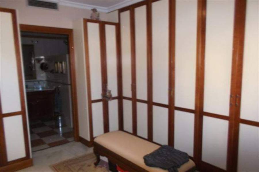 Dénia,Alicante,España,7 Bedrooms Bedrooms,3 BathroomsBathrooms,Apartamentos,30727