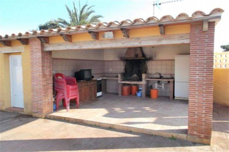 Dénia,Alicante,España,5 Bedrooms Bedrooms,4 BathroomsBathrooms,Chalets,30750