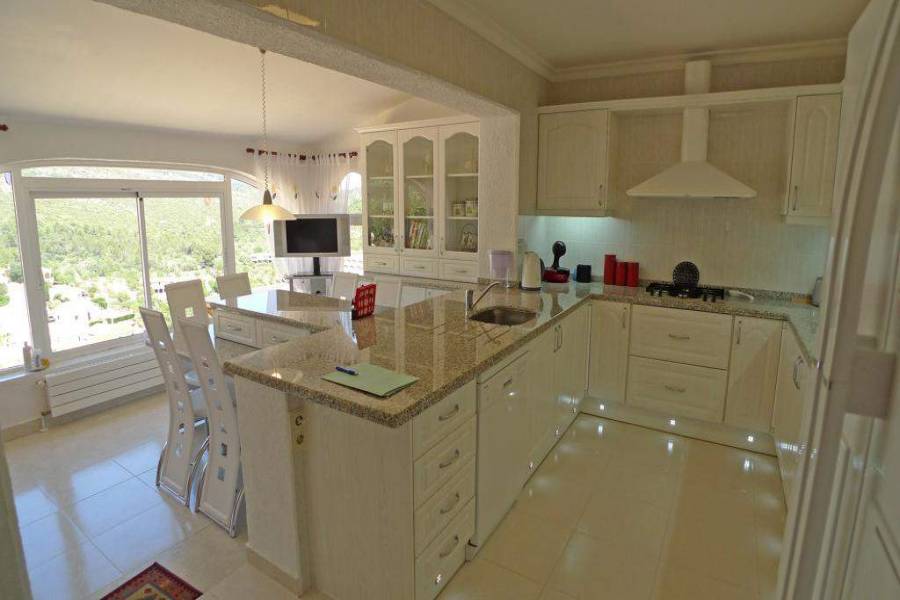 Alcalalí,Alicante,España,4 Bedrooms Bedrooms,4 BathroomsBathrooms,Chalets,30780