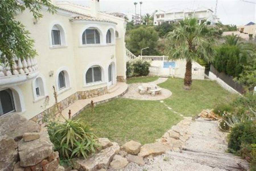 Dénia,Alicante,España,6 Bedrooms Bedrooms,3 BathroomsBathrooms,Chalets,30901